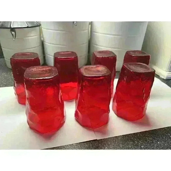 7 Vintage Ruby Red Morgantown Seneca Crinkle Driftwood Juice Mid Century glasses - Picture 4 of 8